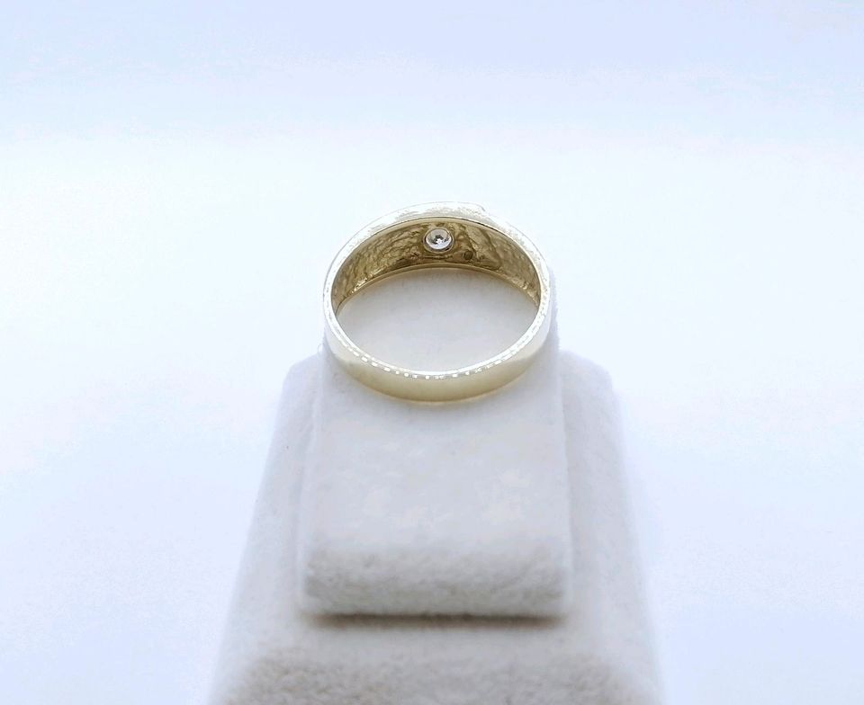 Ring Gold 333er mit Zirkonia