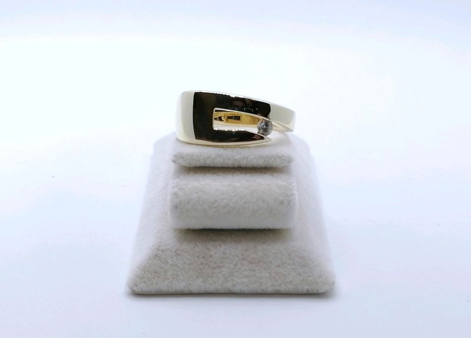 Ring Gold 333er mit Zirkonia
