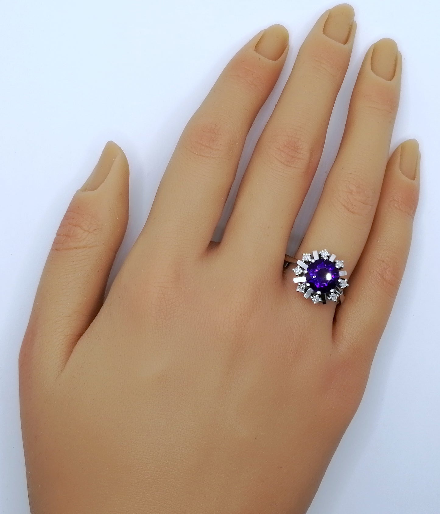 Ring Gold 585er mit Amethyst und Brillanten Gr. 63
