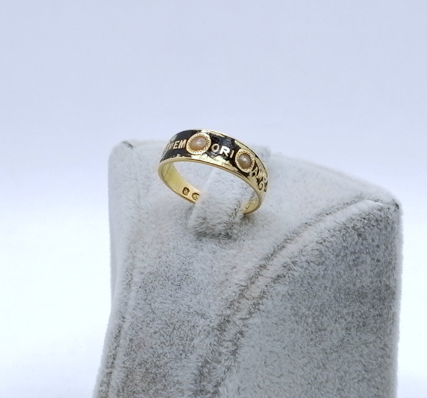 Viktorianischer Gedenkring um 1875 Antiker Goldring 750er mit Barockperlen Gr. 51