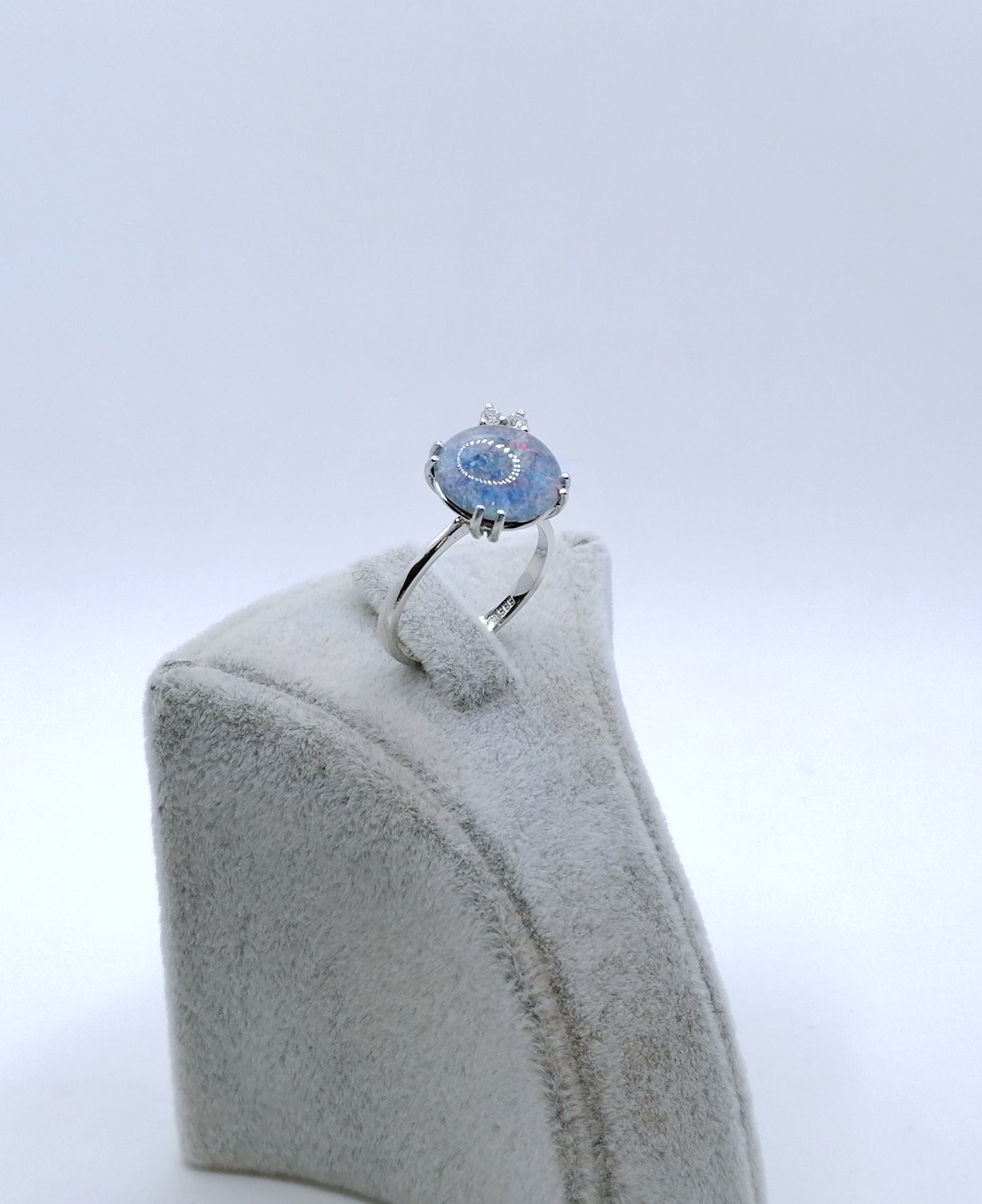 Ring Weißgold 585er mit Opal Triplette und Brillanten Gr. 55