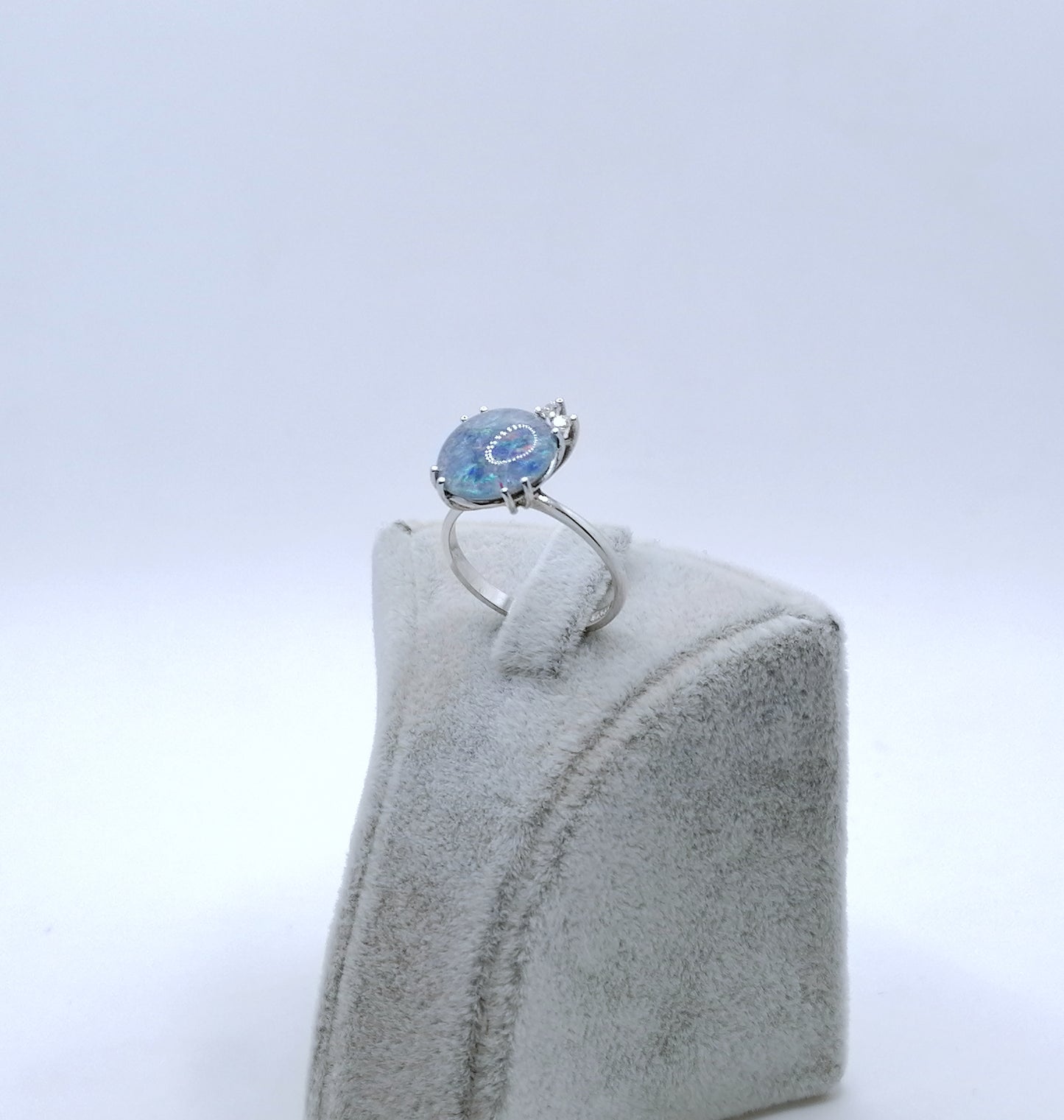 Ring Weißgold 585er mit Opal Triplette und Brillanten Gr. 55
