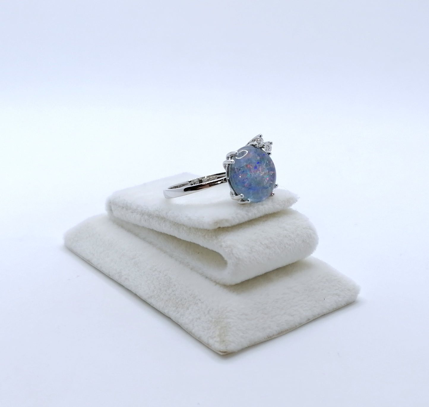 Ring Weißgold 585er mit Opal Triplette und Brillanten Gr. 55