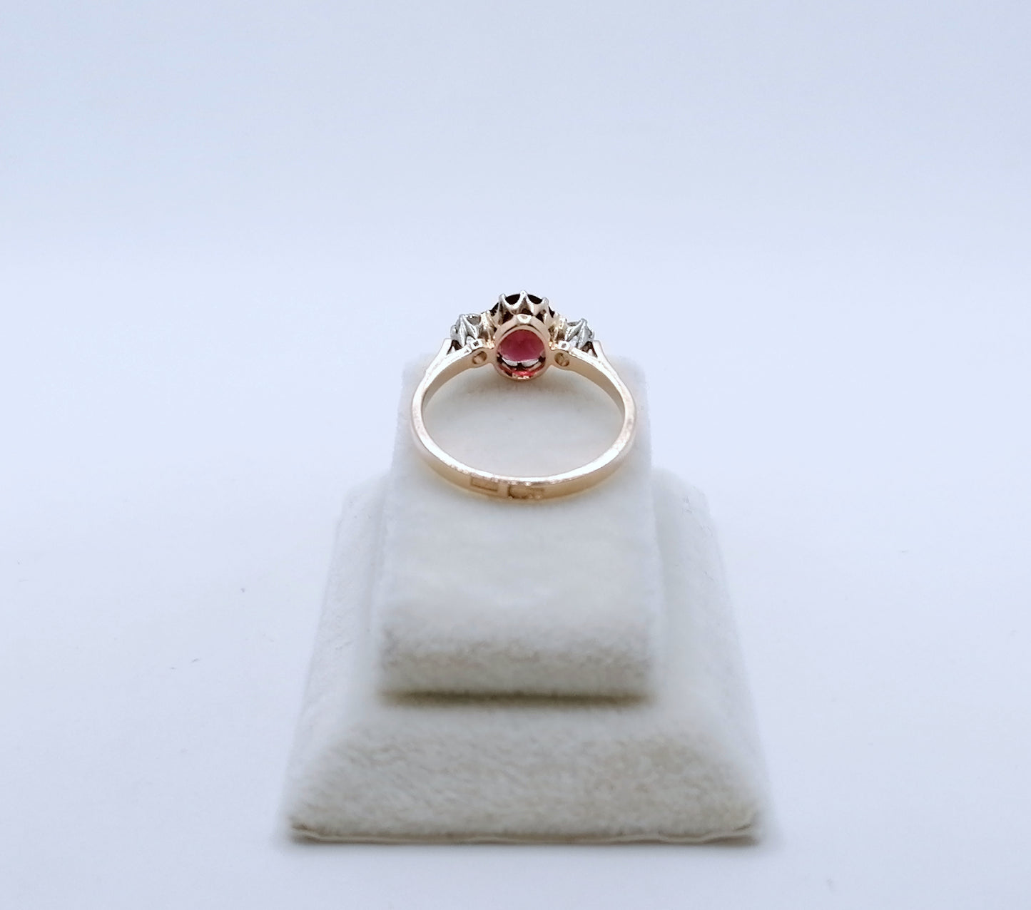 Ring UdSSR Sowjet Rotgold 583er Damenring mit Granatstein und Brillanten Gr. 57