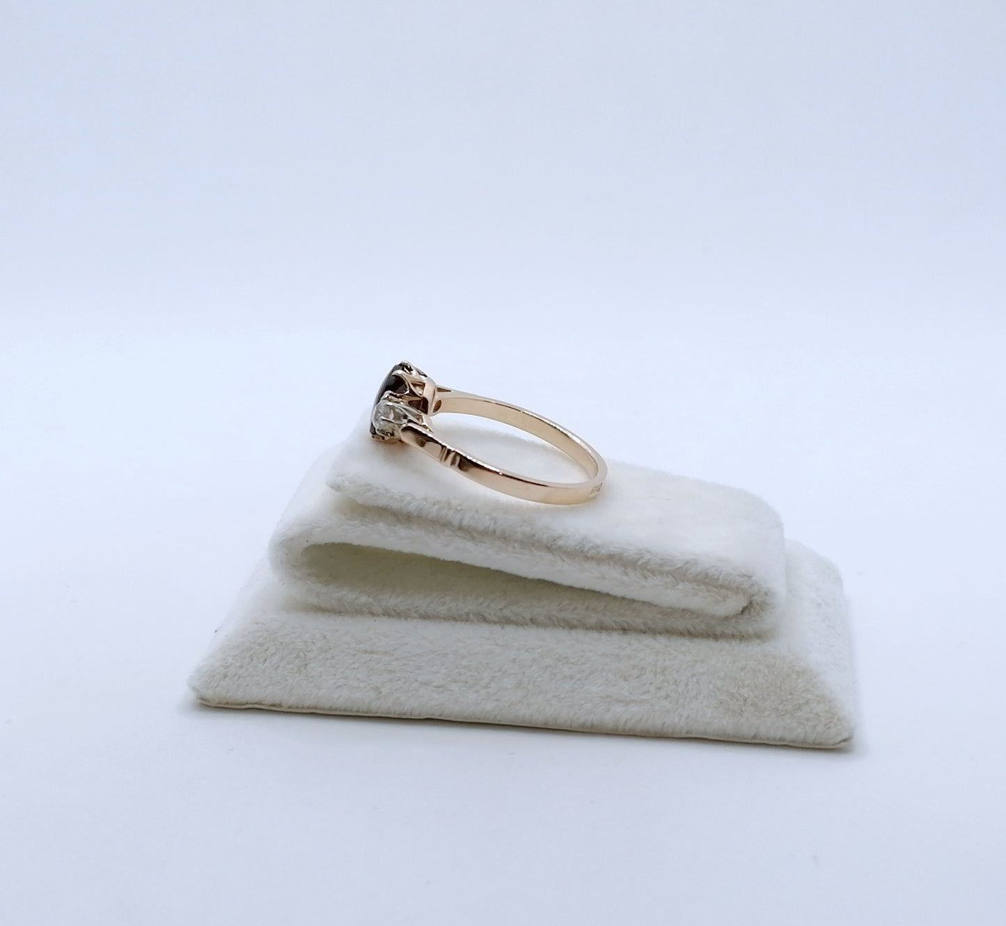 Ring UdSSR Sowjet Rotgold 583er Damenring mit Granatstein und Brillanten Gr. 57