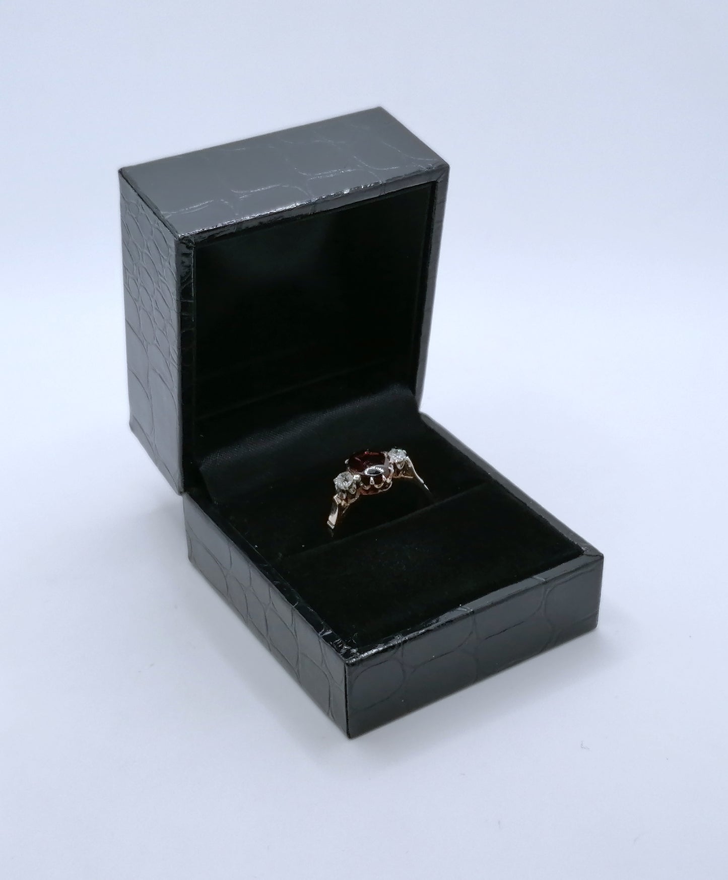 Ring UdSSR Sowjet Rotgold 583er Damenring mit Granatstein und Brillanten Gr. 57