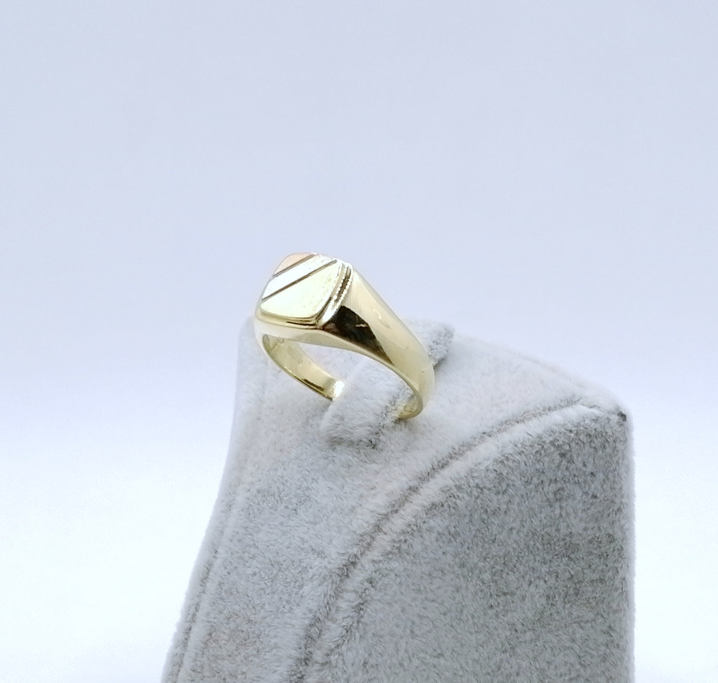 Ring Gold 750er Siegelring tricolor Gr. 58