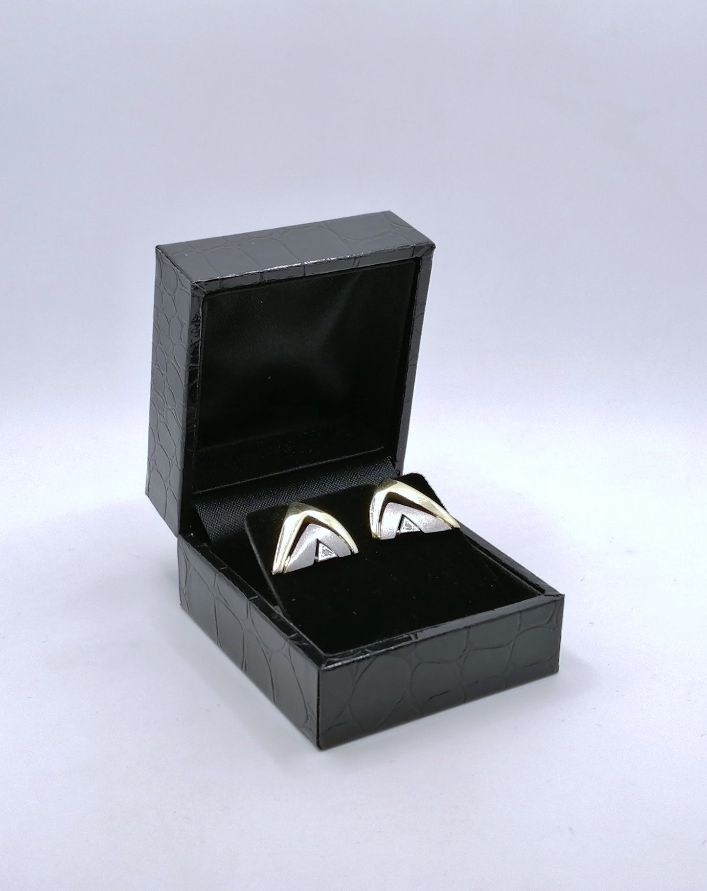 Ohrstecker Gold 333er mit Diamanten
