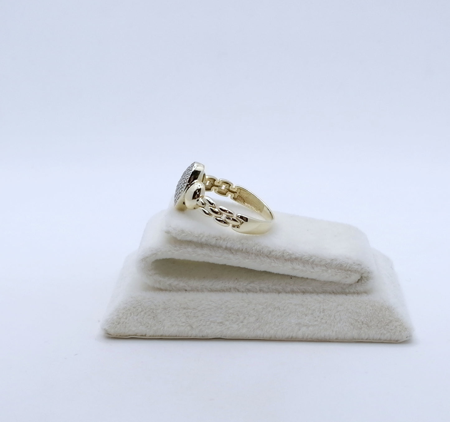 Neuwertiger Gold Damenring mit Zirkonia, 333er Goldring RG. 57