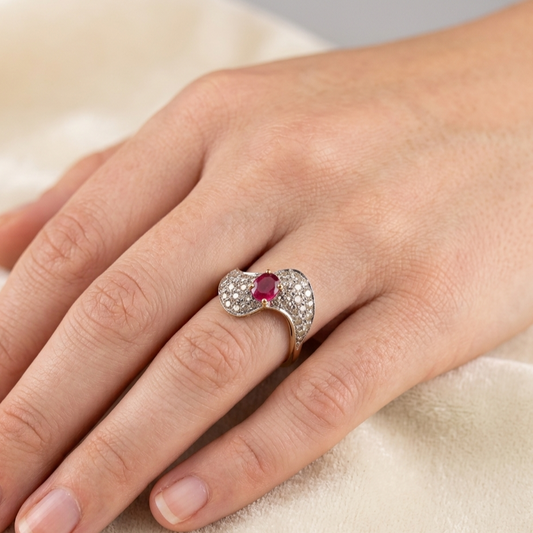 Artdeco Gold Damenring mit Rubin und Brillanten, 750er Goldring