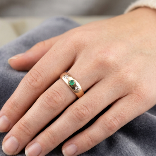 Vintage Gold Damenring mit Smaragd und Brillanten, 585er Goldring