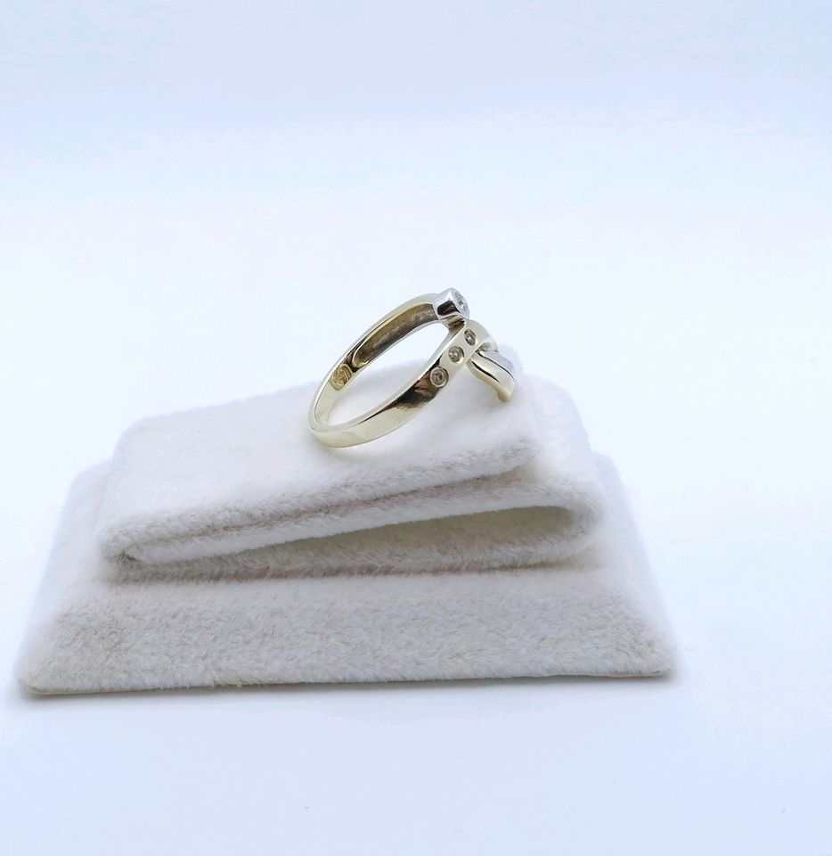Ring Gold 333er mit Zirkonia