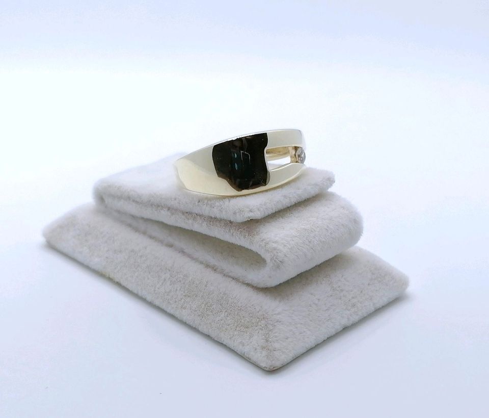 Ring Gold 333er mit Zirkonia