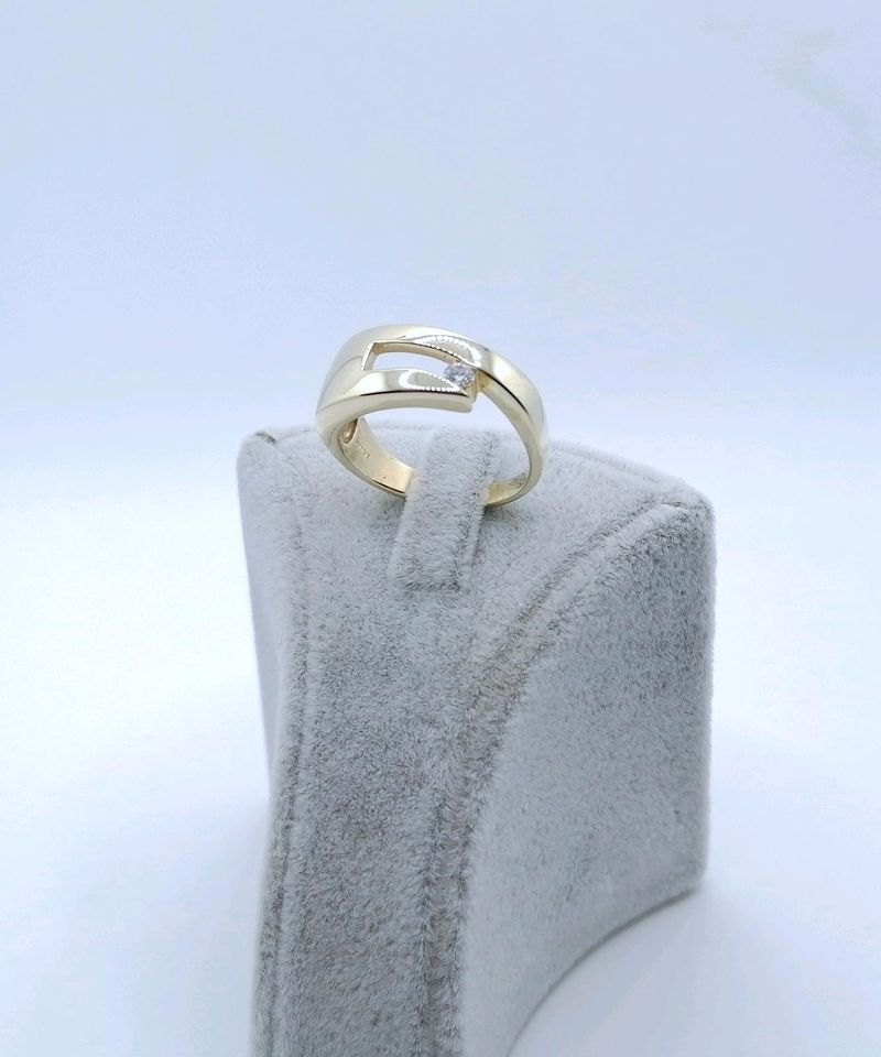Ring Gold 333er mit Zirkonia