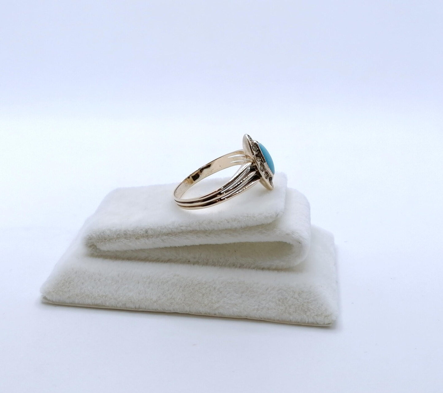 Ring Rotgold 333er mit Türkisstein und Saatperlen Gr. 61