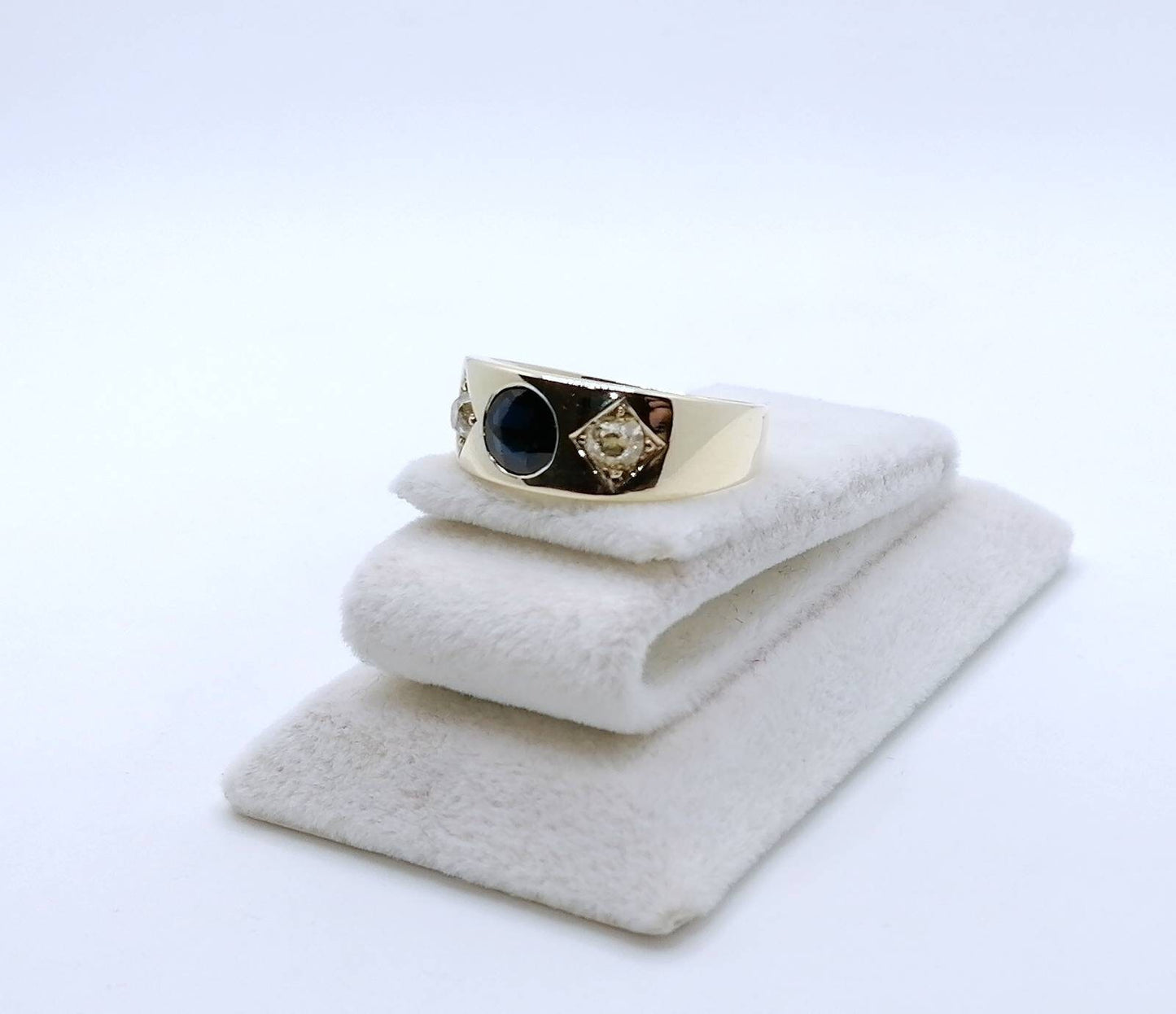 Ring Gold 585er mit Saphir und Brillanten Altschliff Gr. 58