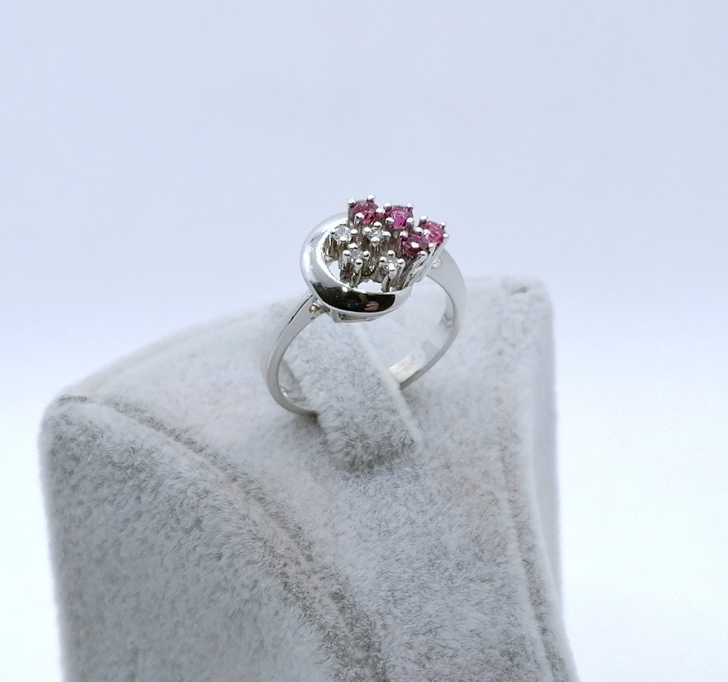 Ring Gold 585er mit Rubin und Brillanten