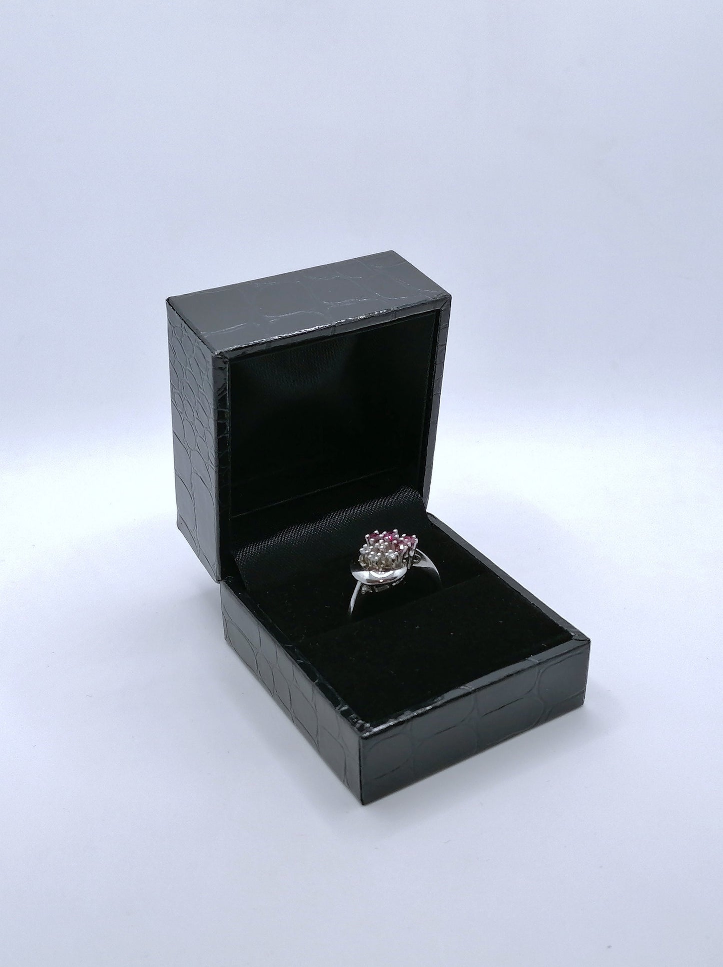 Ring Gold 585er mit Rubin und Brillanten