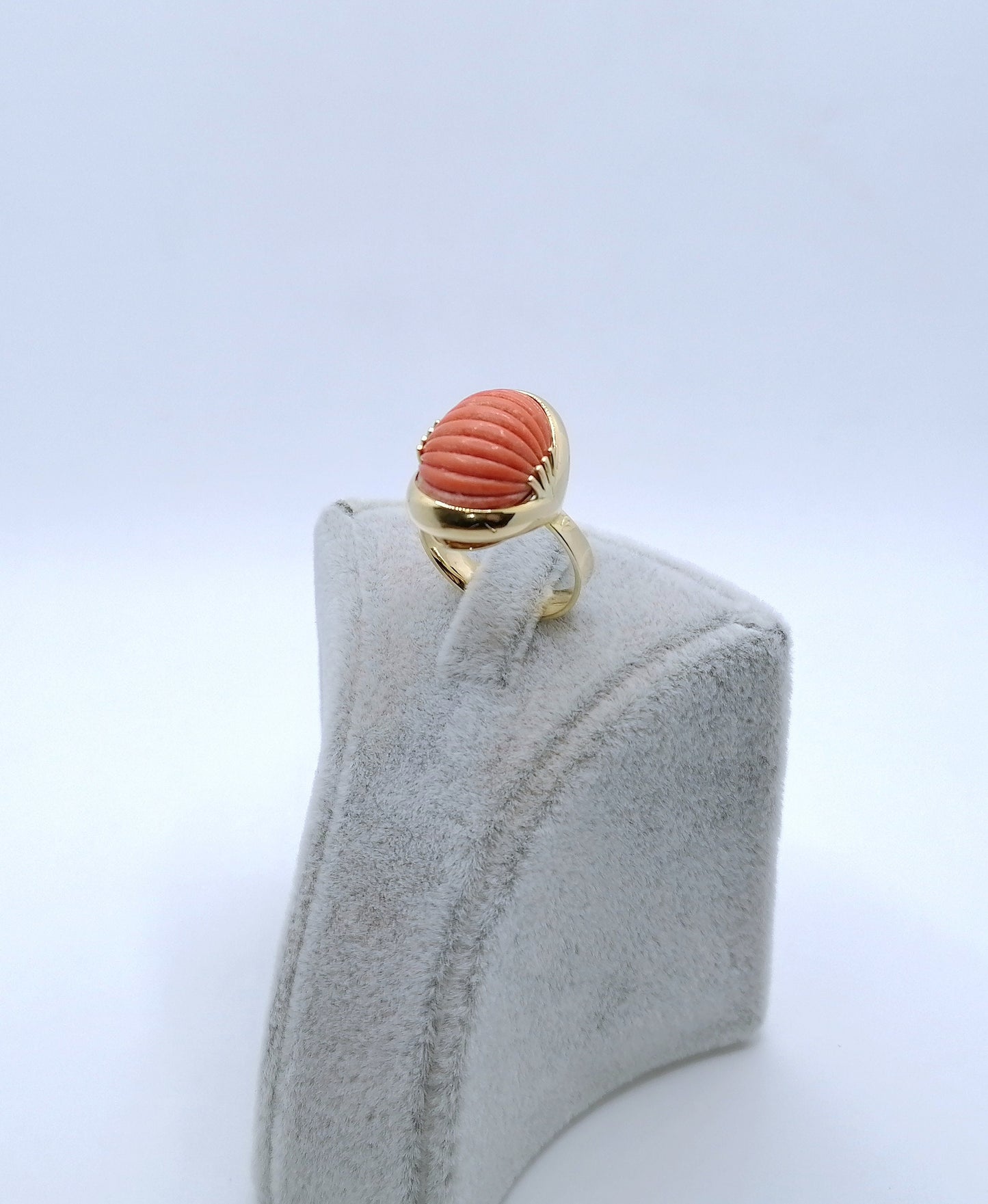 Ring Gold 750 mit Koralle Gr. 52