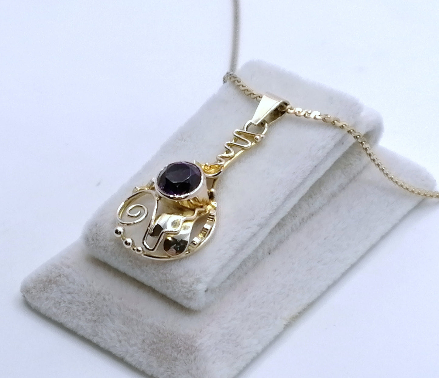 Halskette Gold 333er mit Amethyst Anhänger