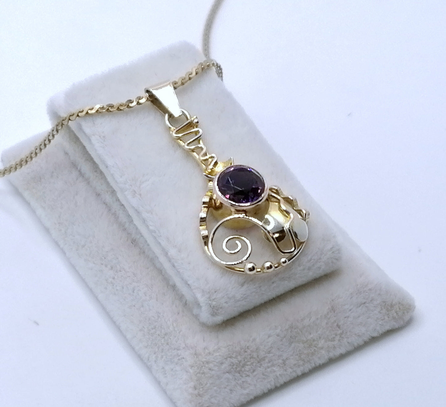 Halskette Gold 333er mit Amethyst Anhänger