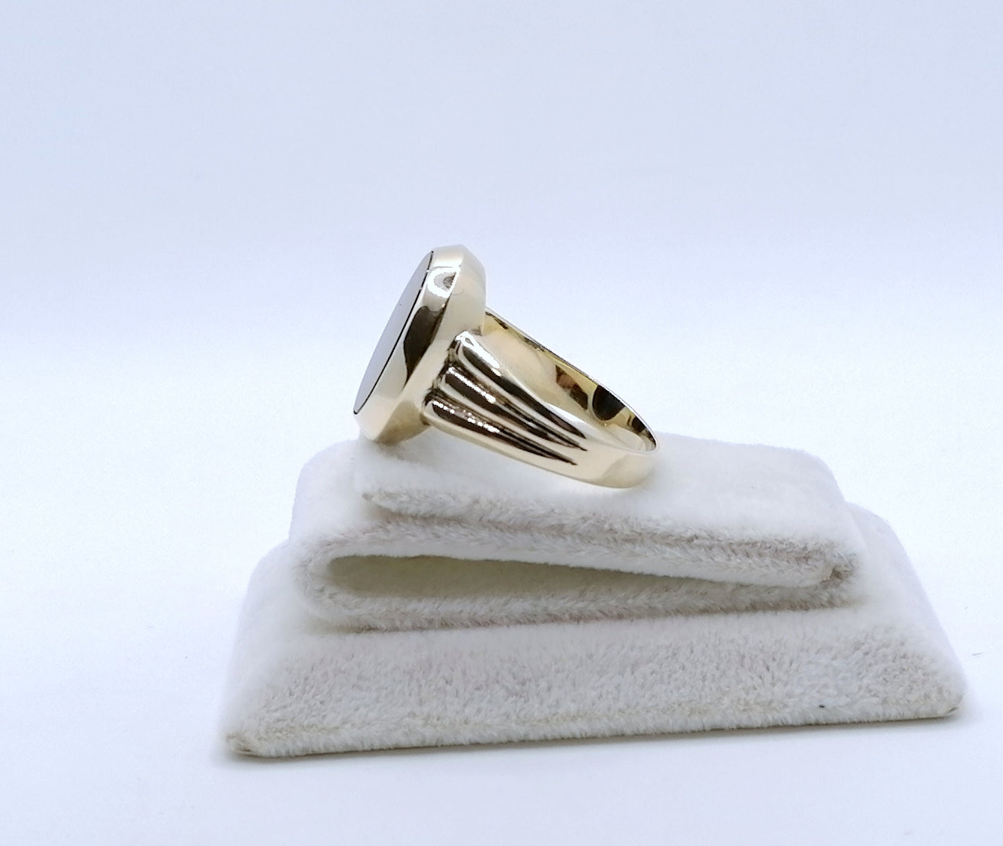 Ring Gold 333er mit Onyx Platte