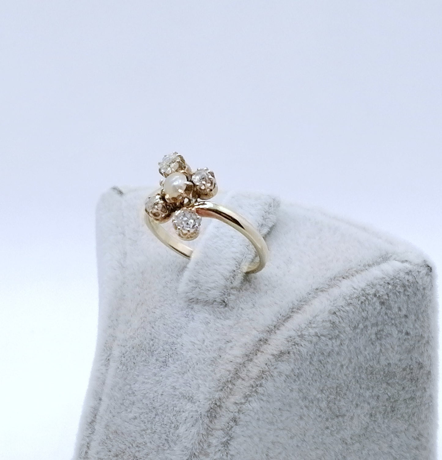 Ring Antik Gold 585er mit Barockperle und Brillanten Altschliff Gr. 51