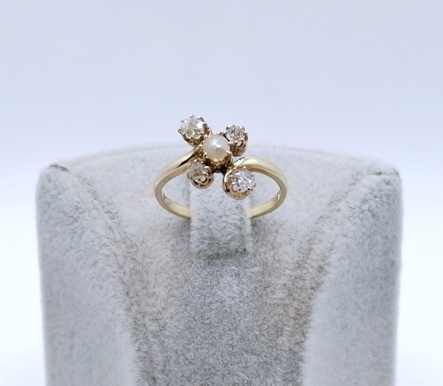 Ring Antik Gold 585er mit Barockperle und Brillanten Altschliff Gr. 51