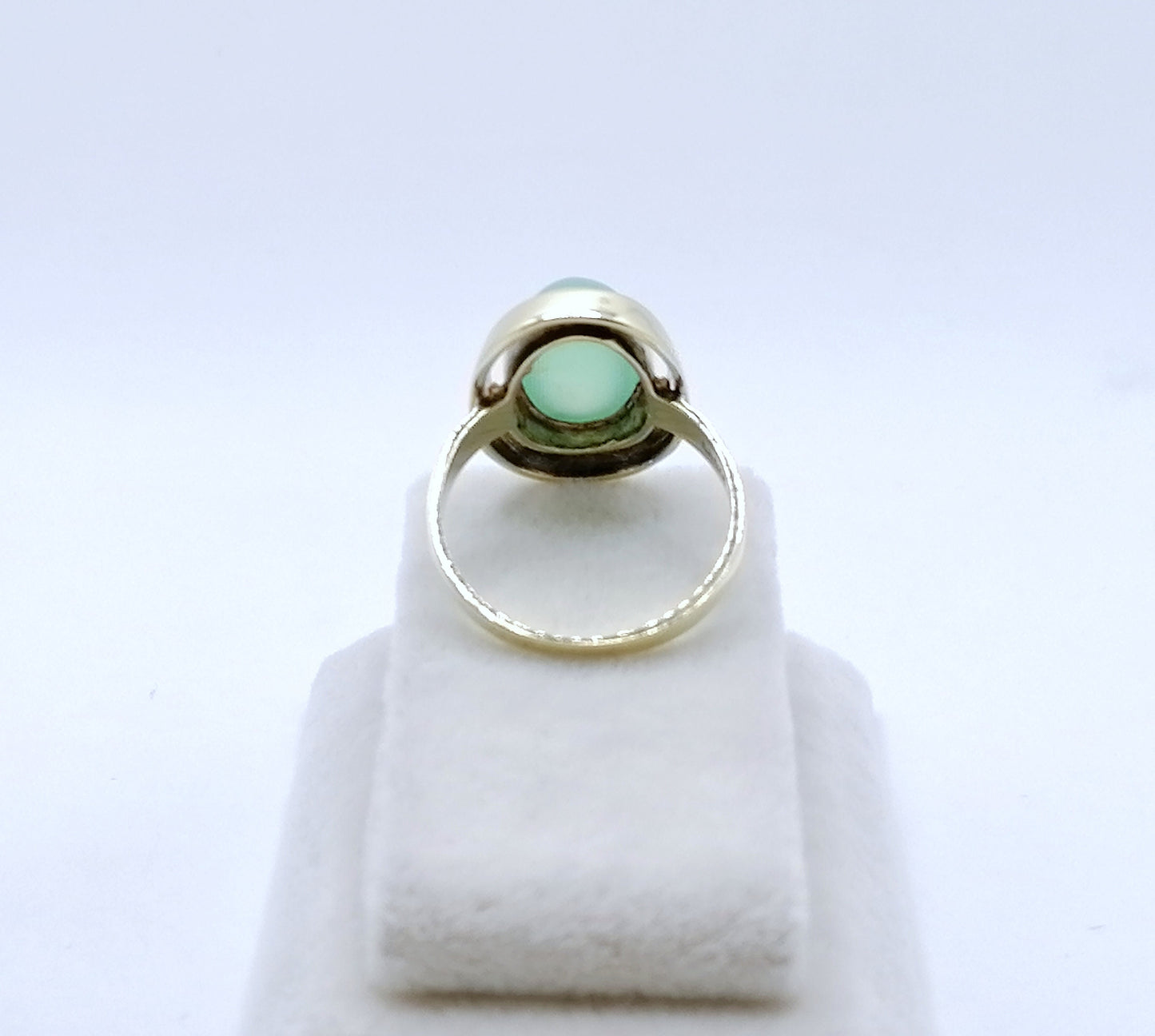 Ring Gold 585er mit Jade Cabochon Gr. 53