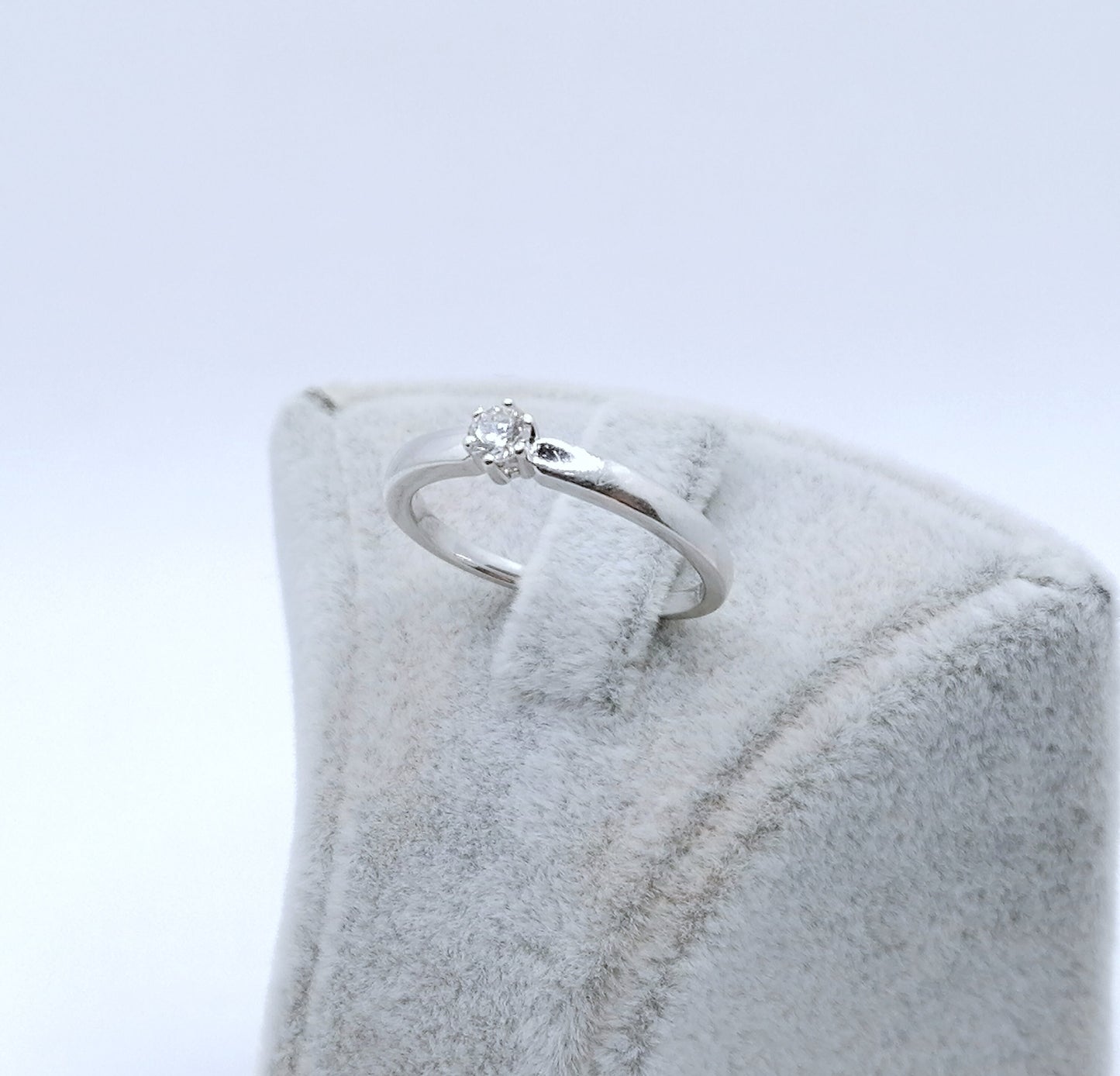 Ring Gold 585er mit lupenreinem Brillant Weißgold Solitärring Gr. 53
