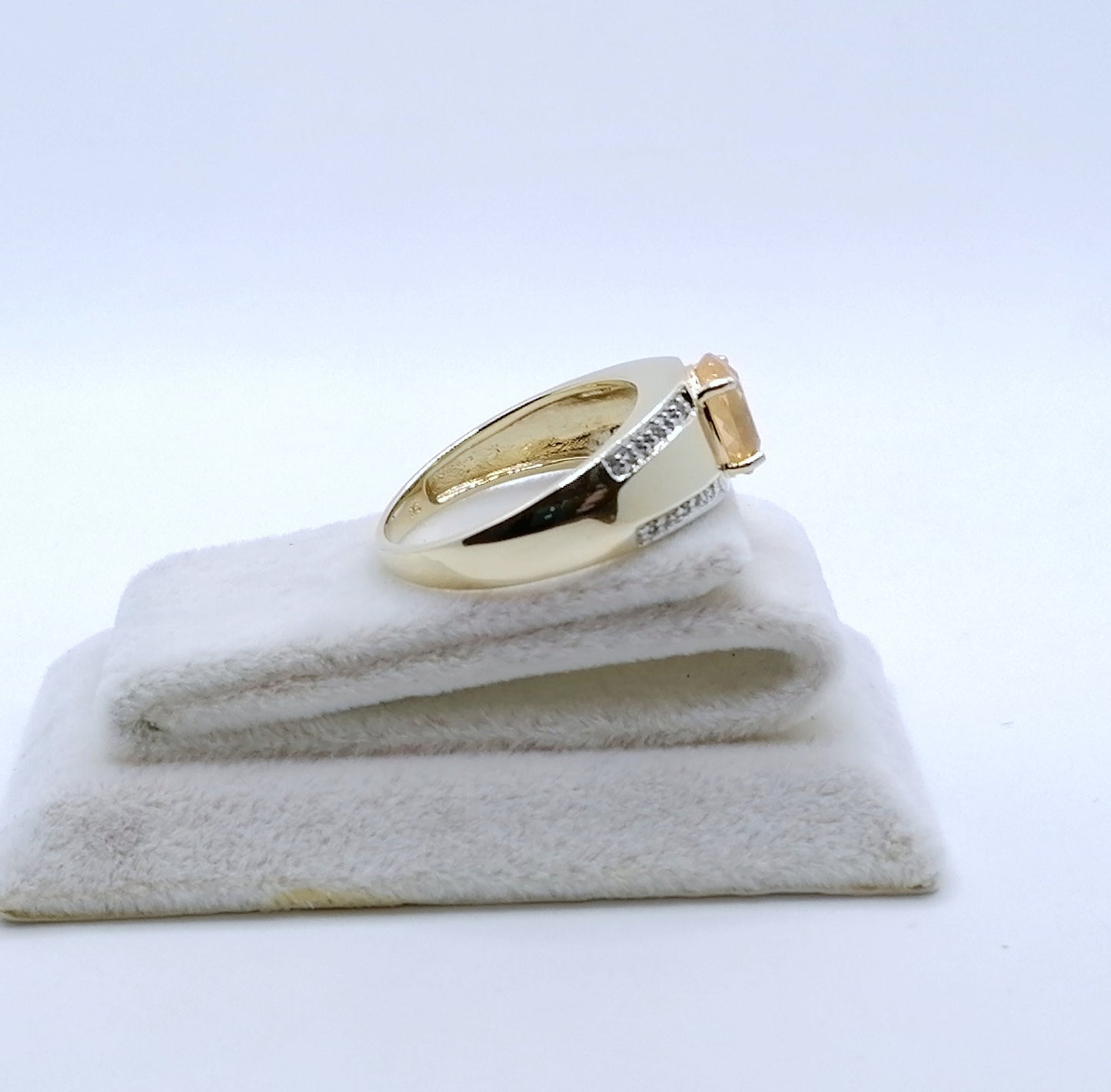Ring Gold 375er mit Quarz Stein und Zirkonen Damenring Gr. 63
