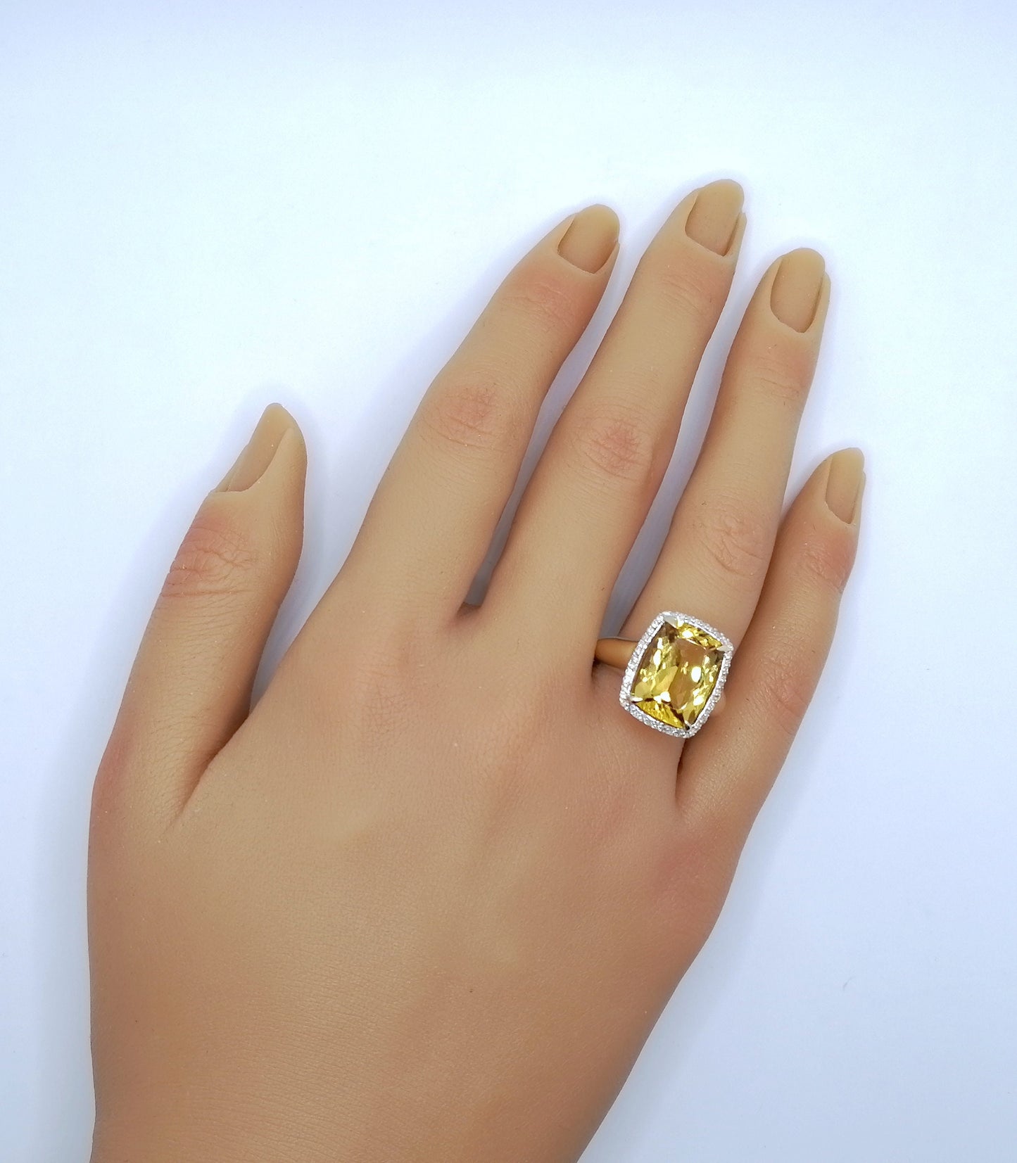 Ring Gold 585er mit Beryll und Zirkonen Gr. 57