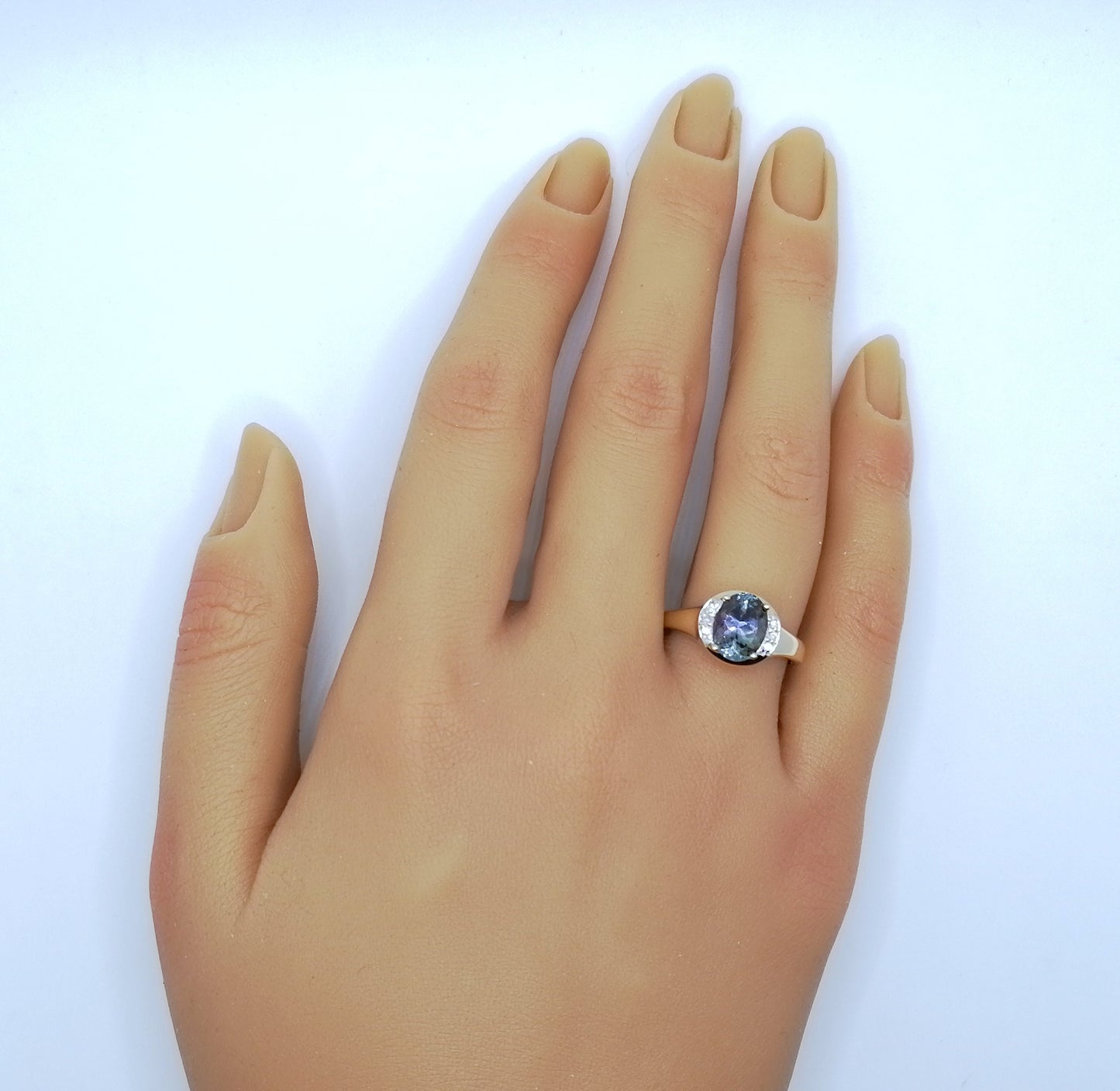 Ring Gold 375er mit Tansanit Edelstein und Diamanten Gr. 57