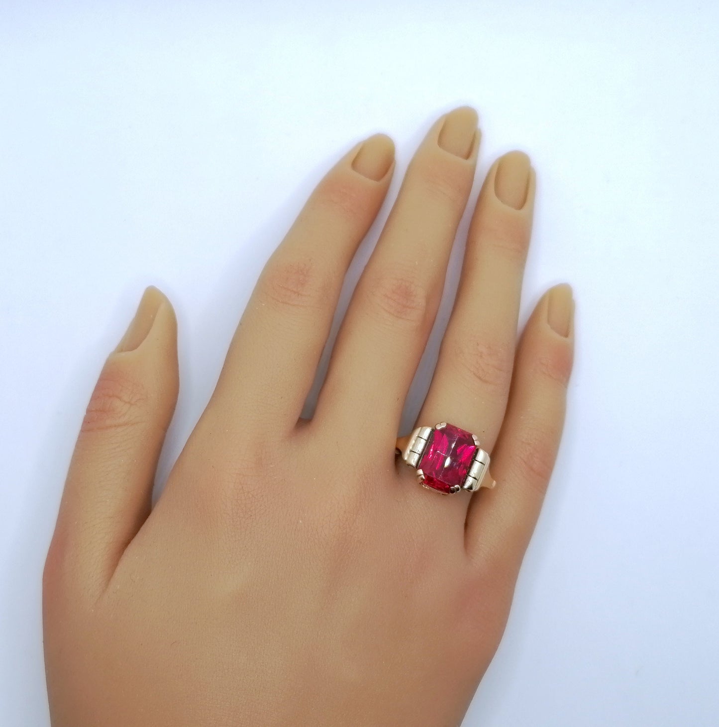 Ring Gold 585er mit Rubin Edelstein Gr. 55