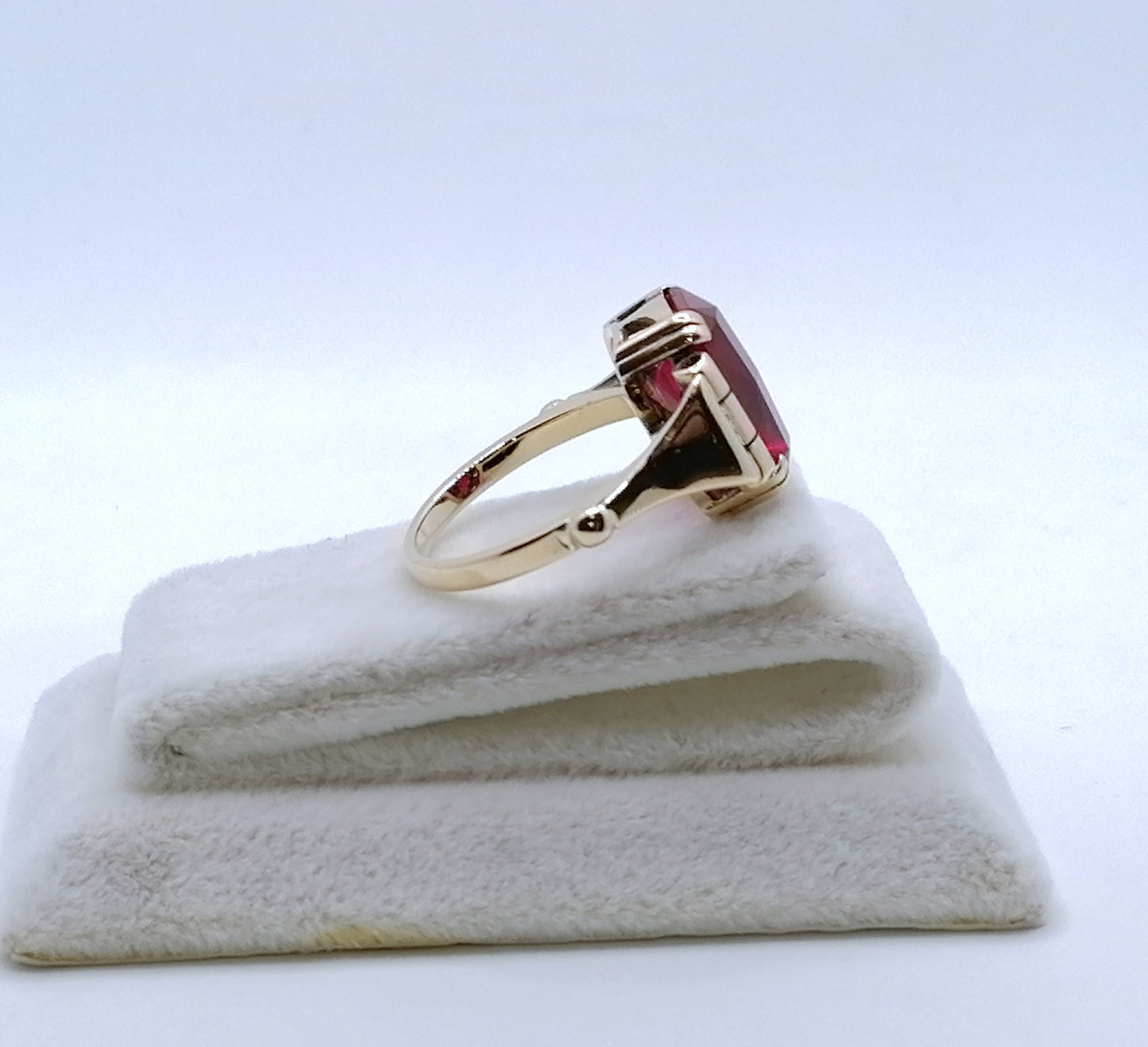 Ring Gold 585er mit Rubin Edelstein Gr. 55