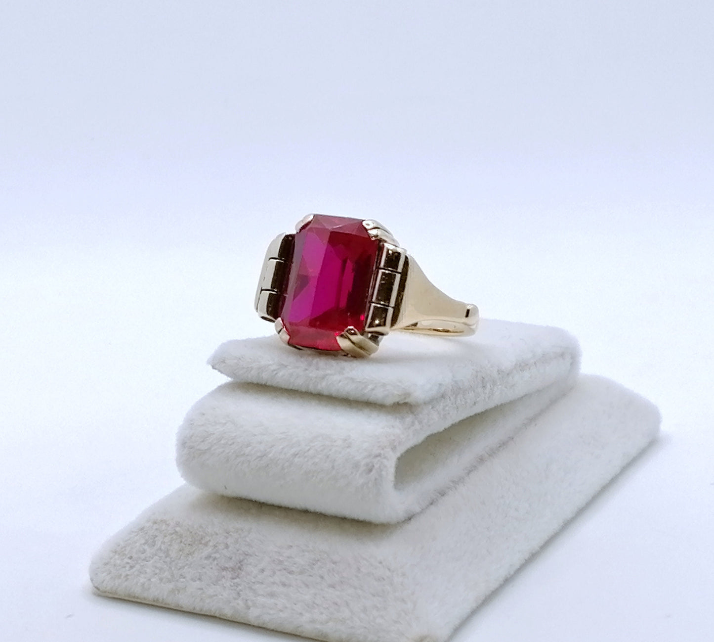 Ring Gold 585er mit Rubin Edelstein Gr. 55