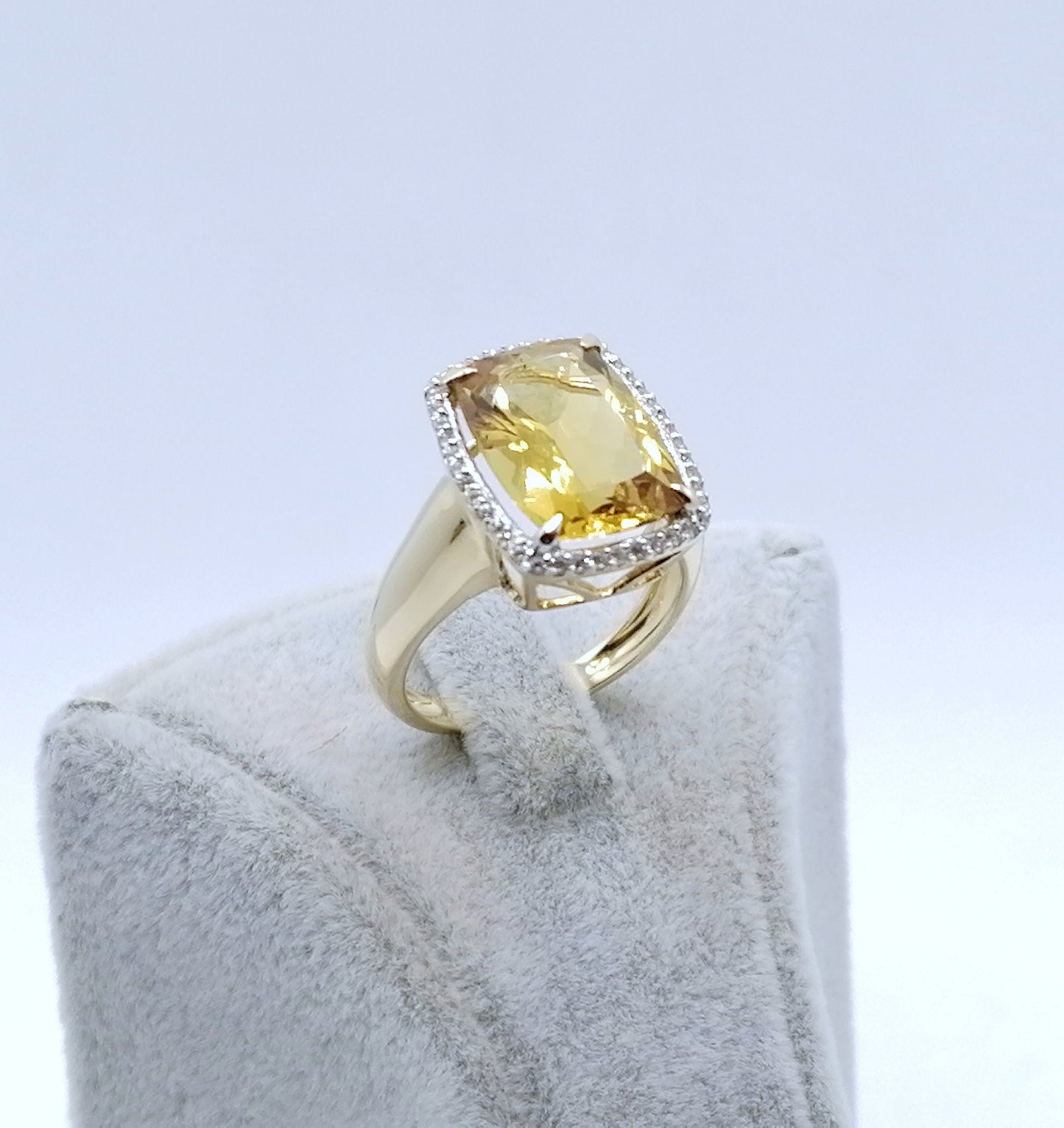 Ring Gold 585er mit Beryll und Zirkonen Gr. 57