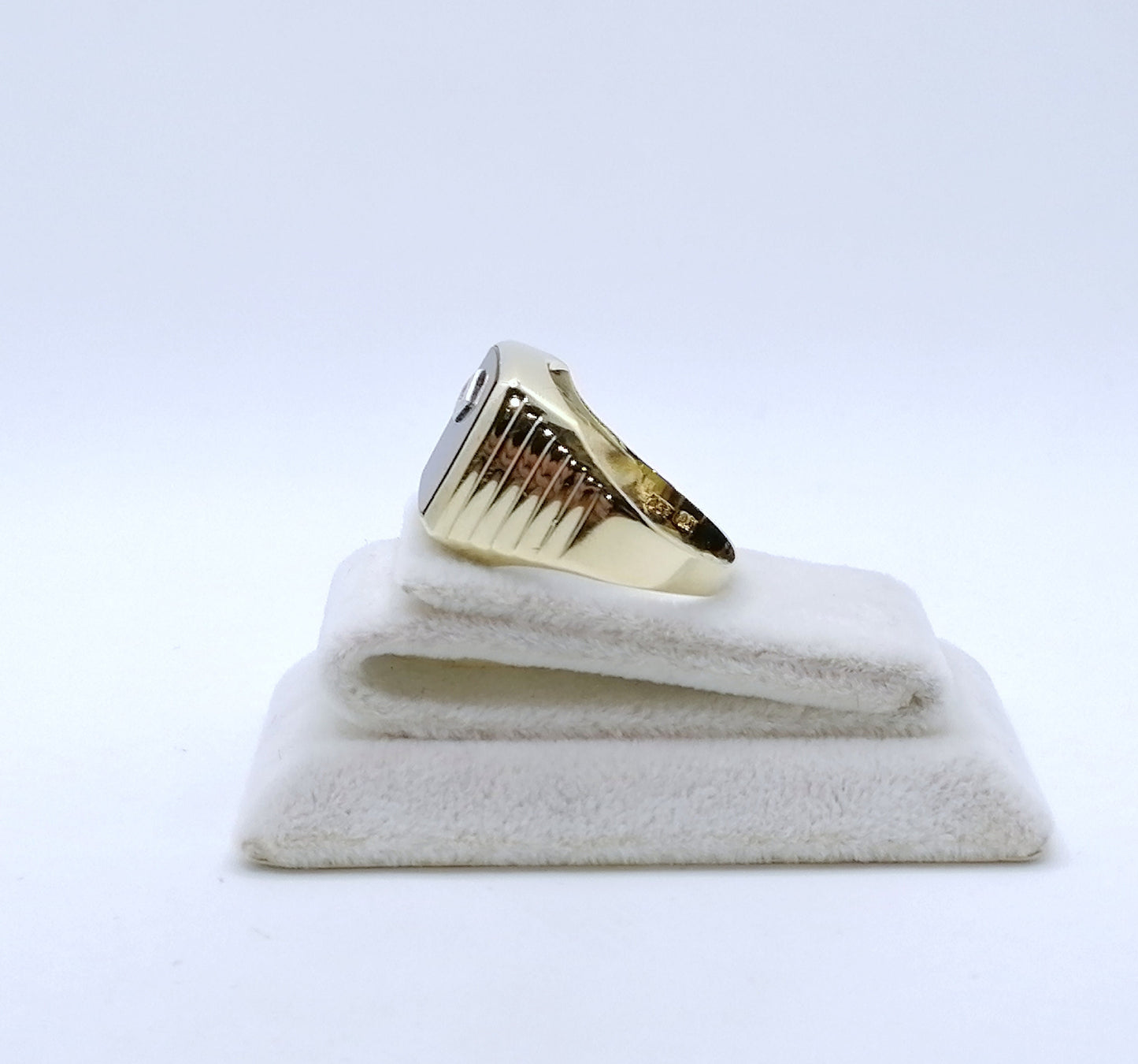 Ring Gold mit Onyx Stein und Diamantsplitter Gr. 66