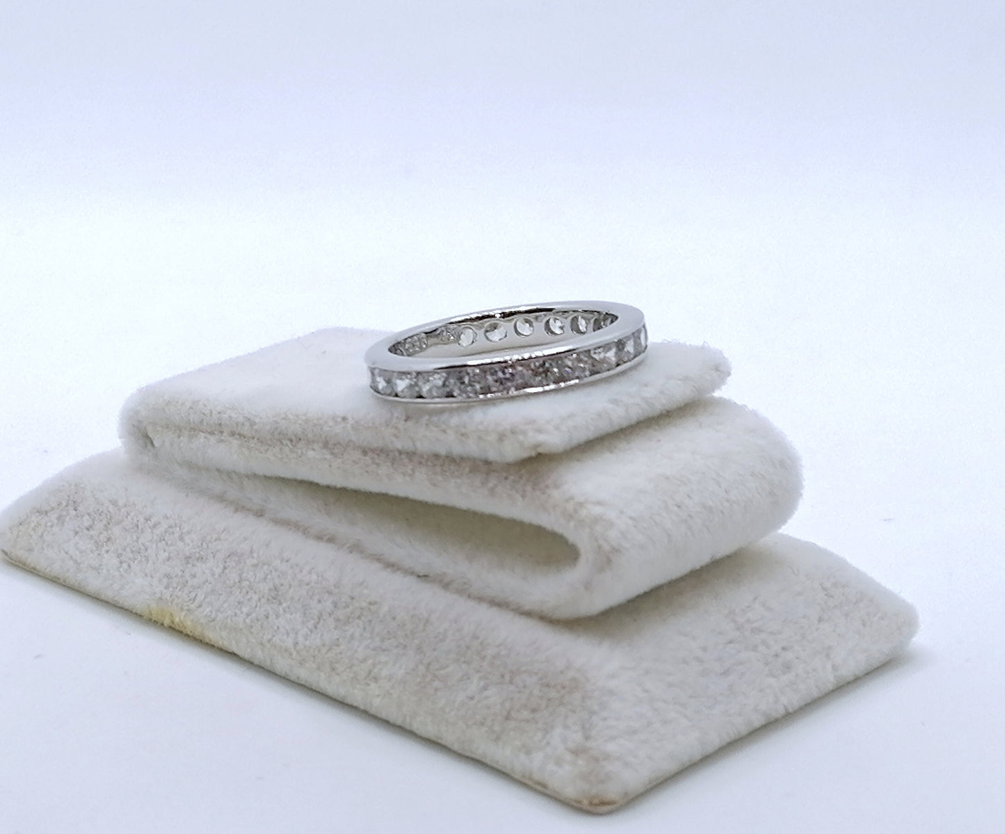 Ring Weißgold 333er Zirkonia Eternity Memoire Gr. 53