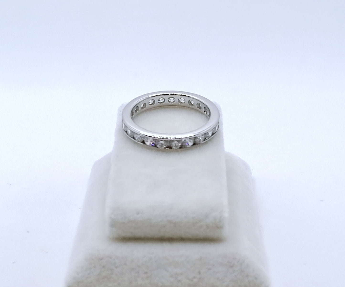 Ring Weißgold 333er Zirkonia Eternity Memoire Gr. 53