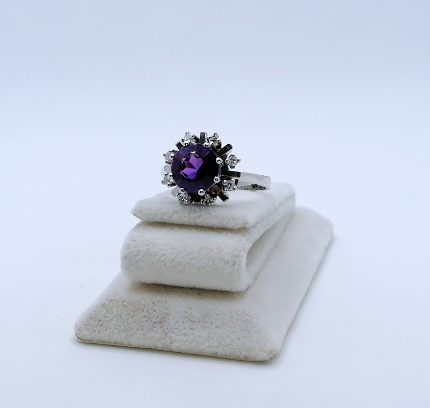 Ring Gold 585er mit Amethyst und Brillanten Gr. 63