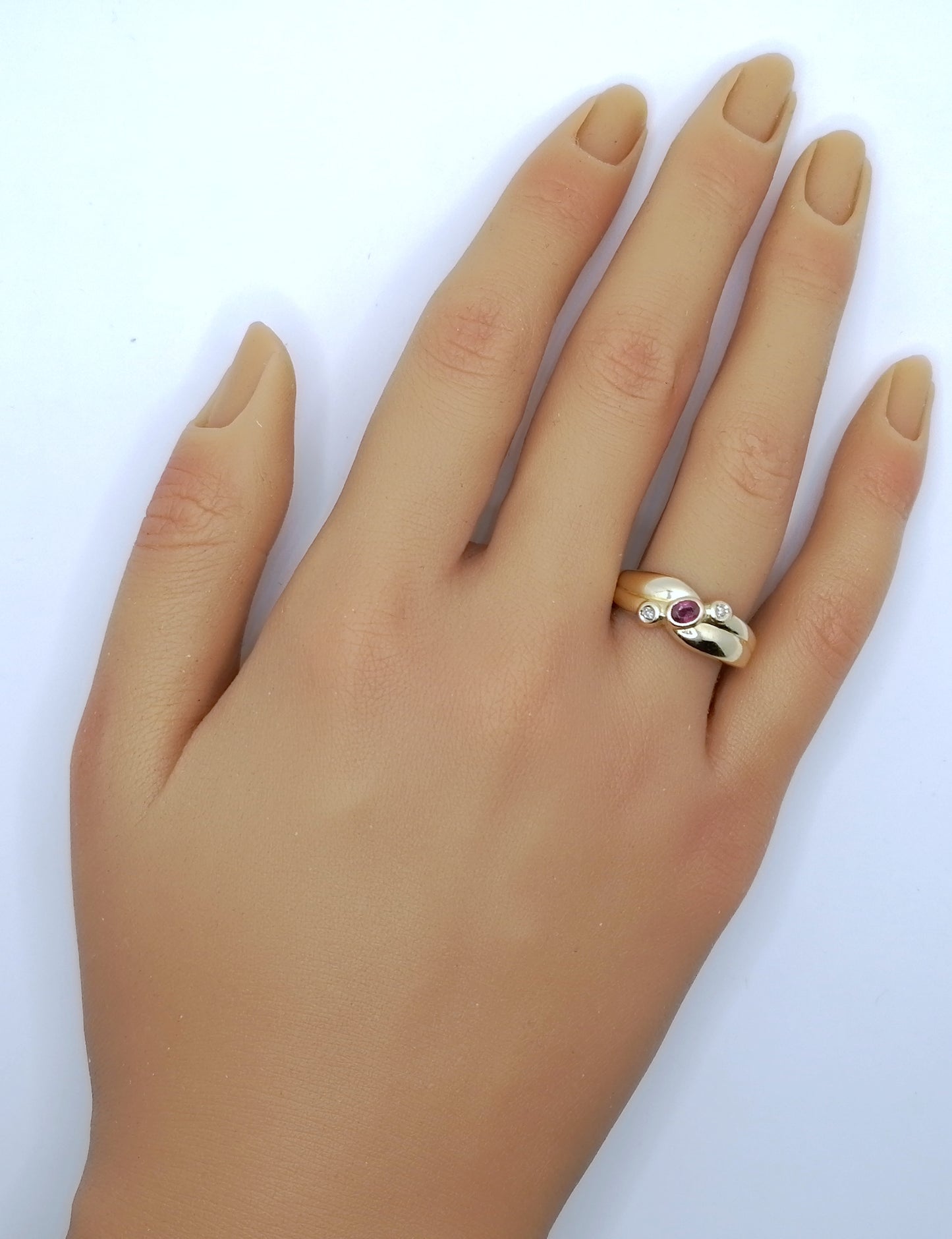 Ring Gold 585er mit Rubin und Diamantsplitter Gr. 60