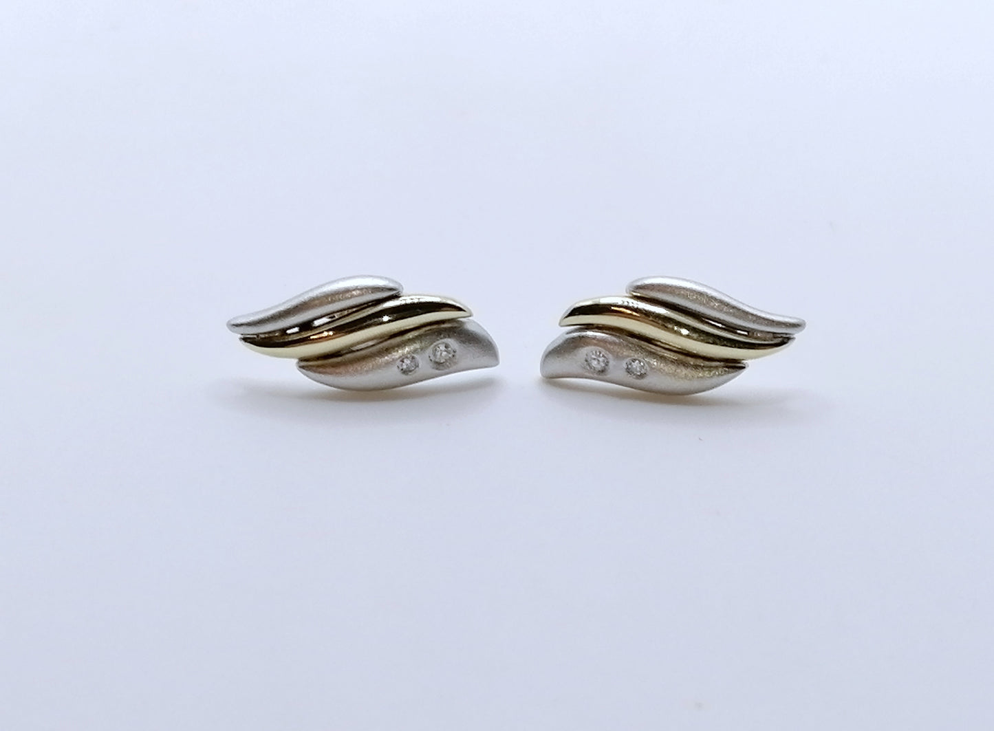 Ohrstecker 333er Gold Gelbgold Weißgold mit Diamantsplitter