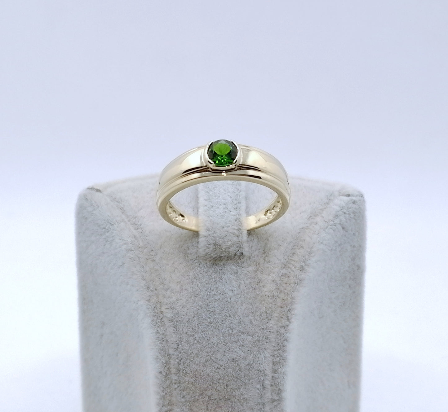 Ring Gold 375er mit Diopsid