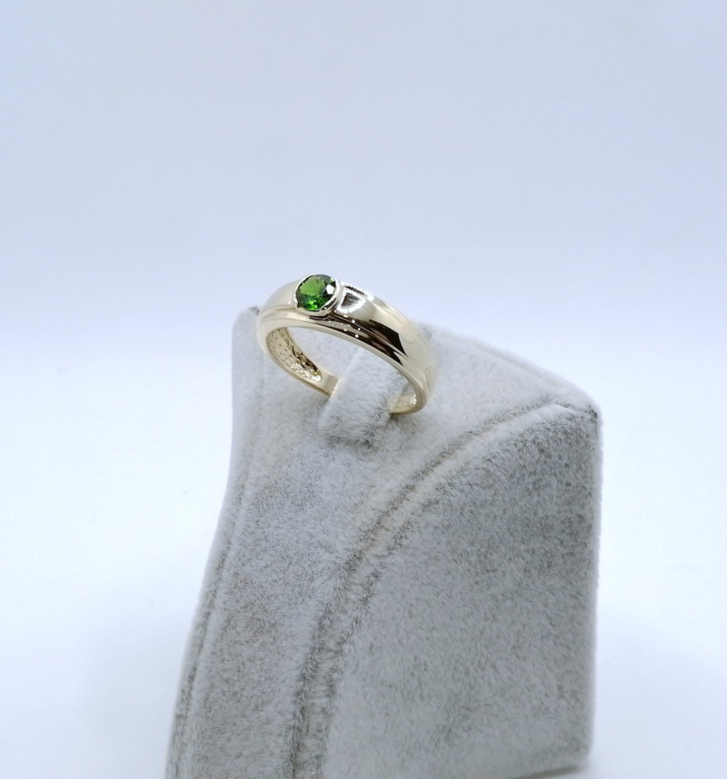 Ring Gold 375er mit Diopsid