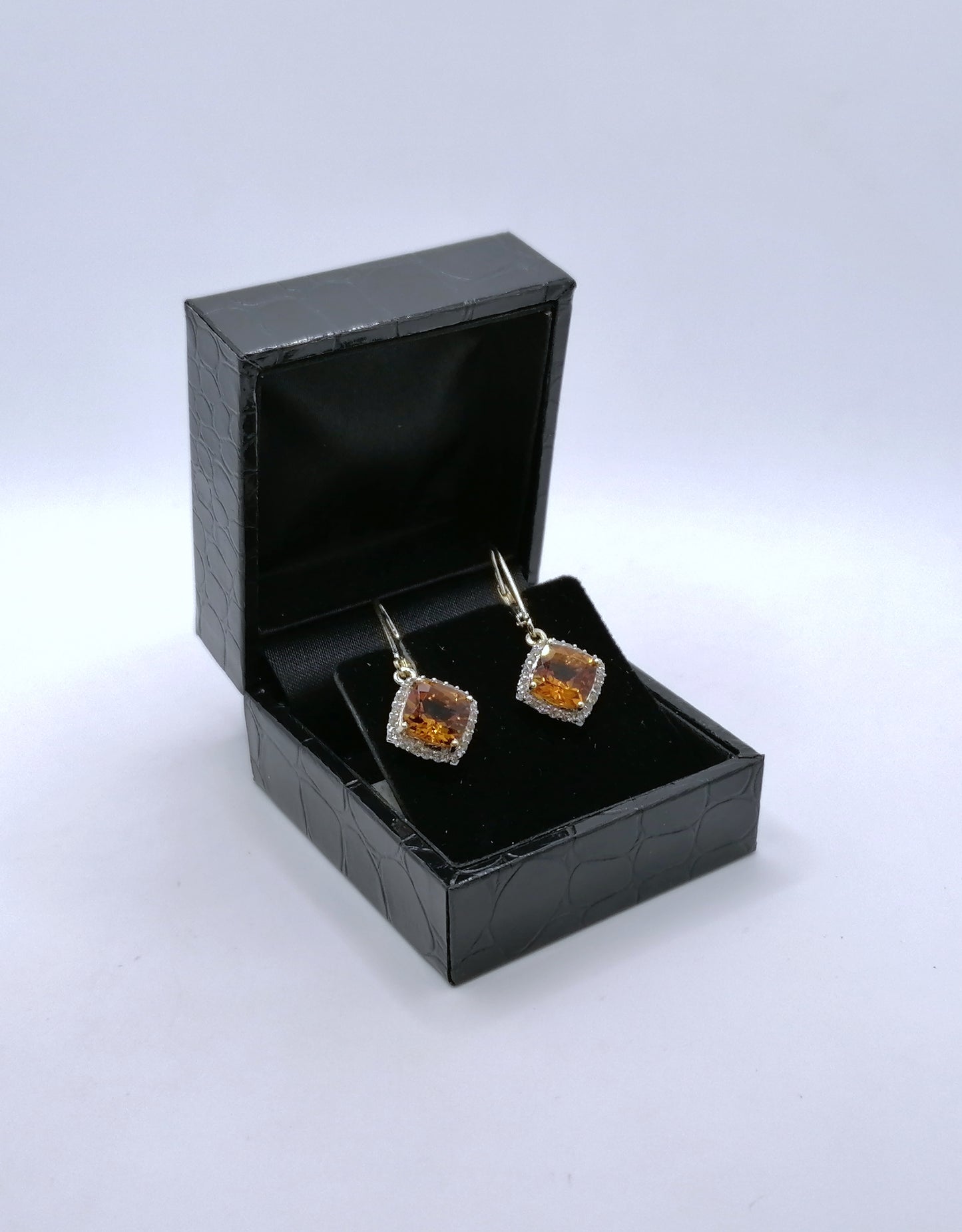 Ohrringe 375er Gold mit Citrin und Zirkon