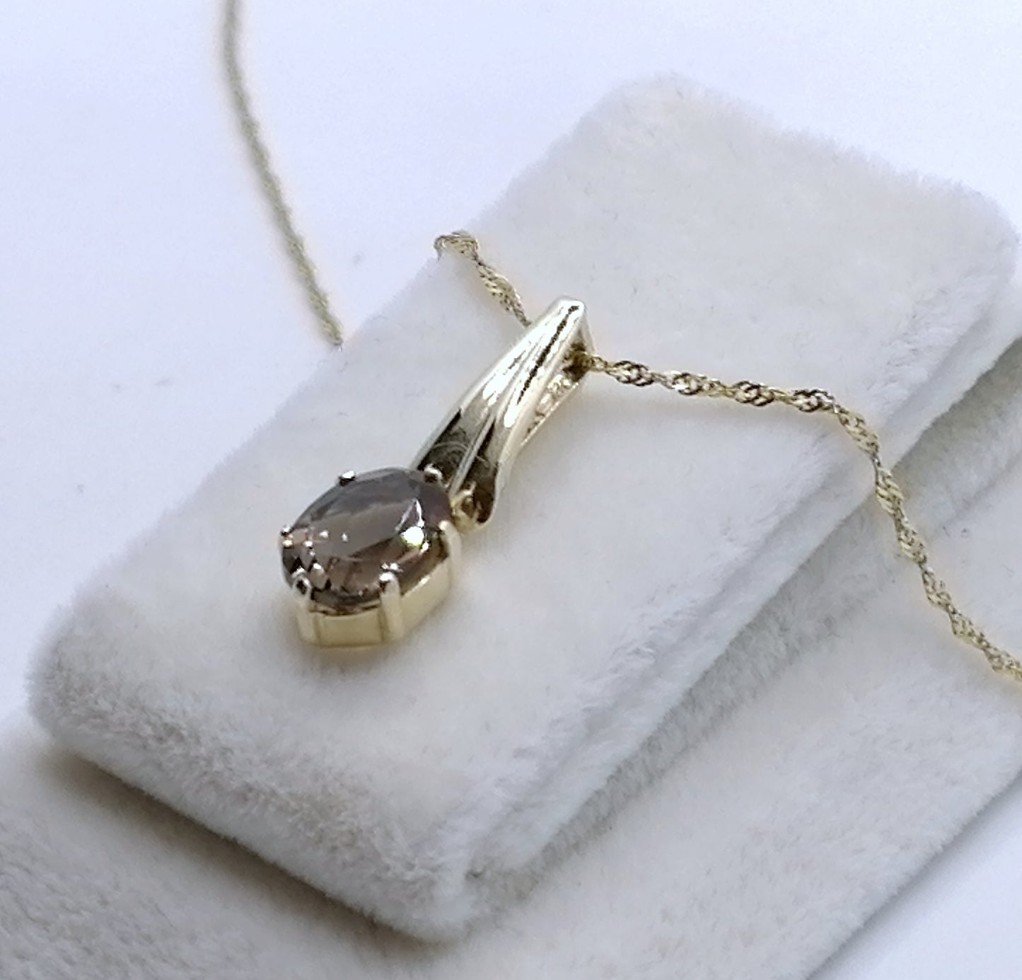 Halskette Gold 333 mit Rauchquarz Anhänger