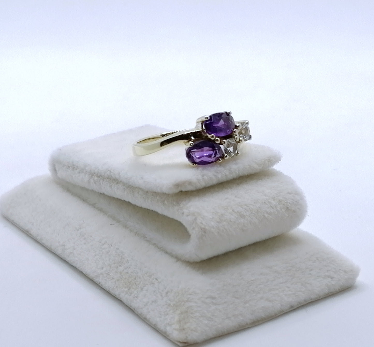 Ring Gold 333er mit Amethyst und Spinell Gr. 50