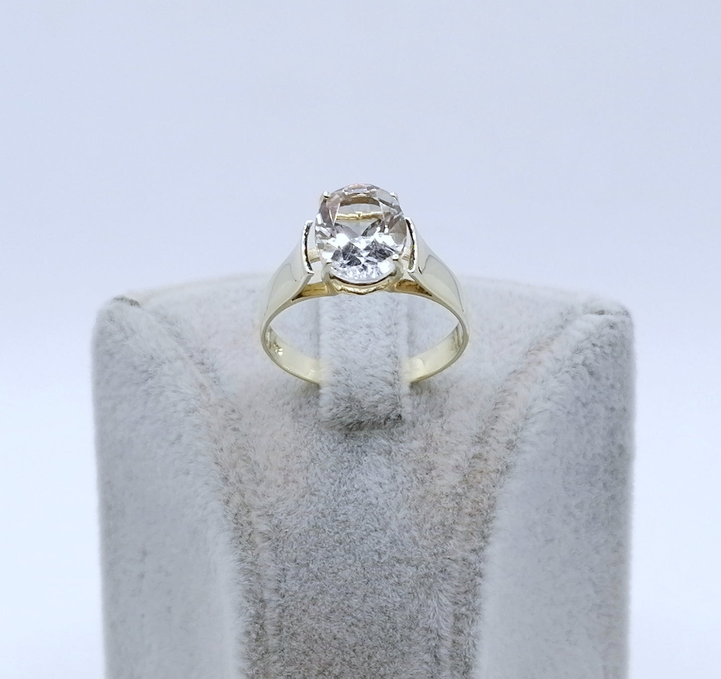 Ring Gold 333 mit Kristallquarz Gr. 57
