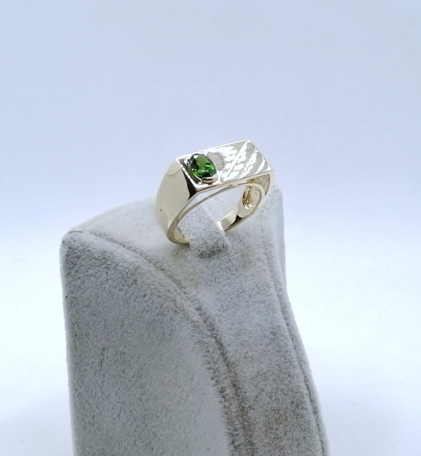 Ring Gold 375er mit Diopsid Siegelring Gr. 63